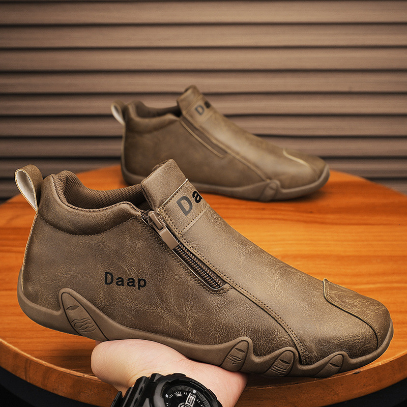2024 Autumn New High Zipper Leather for Men's Casual One Step Korean Version Mid Top Labor Protection Work Board Shoes Trend