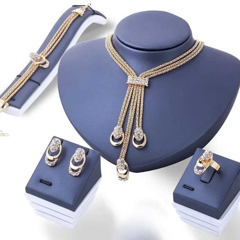 Hot S 4-piece/set luxury classic Wens jewelry set gold-plated crystal zircon metal chain necklace bracelet earrings X241106