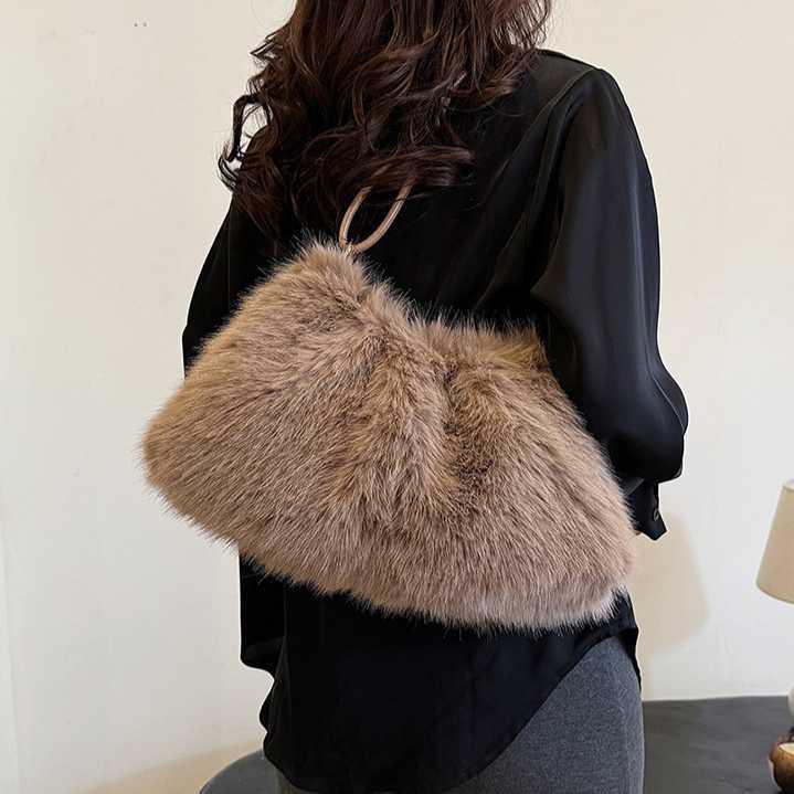 imitation rabbit fur bag, women's fashionable versatile armpit bag, casual hand-held shoulder bag, small fragrant style plush bag 241115