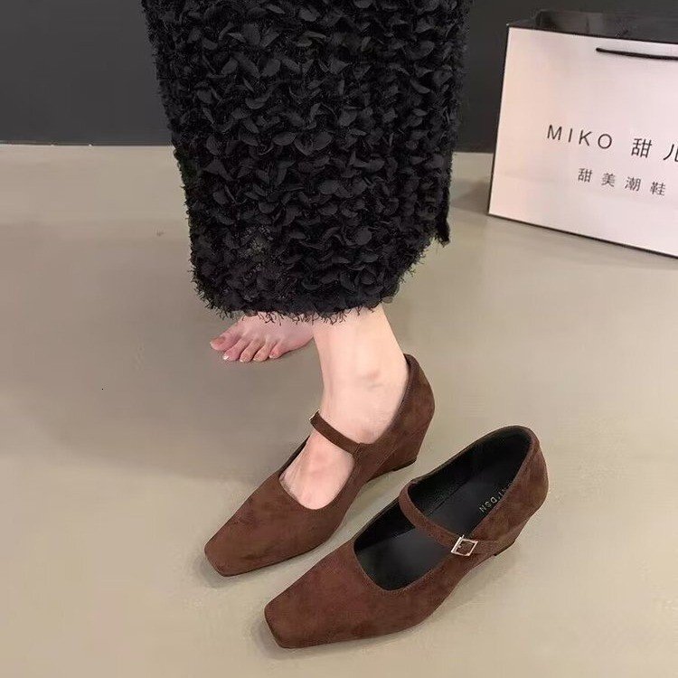 Chic Sen Women's Leather High-Heeled Mary Janes - Versatile Shoe Design for 2024 Seasonal Outfits