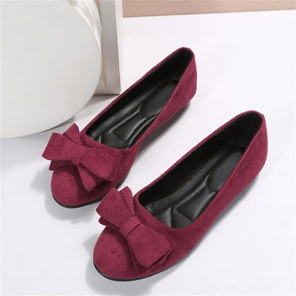 Large size lightweight soft soled bean shoes for women's 2023 Spring and Autumn New Bow Comfortable and Anti slip Women's Single Shoes