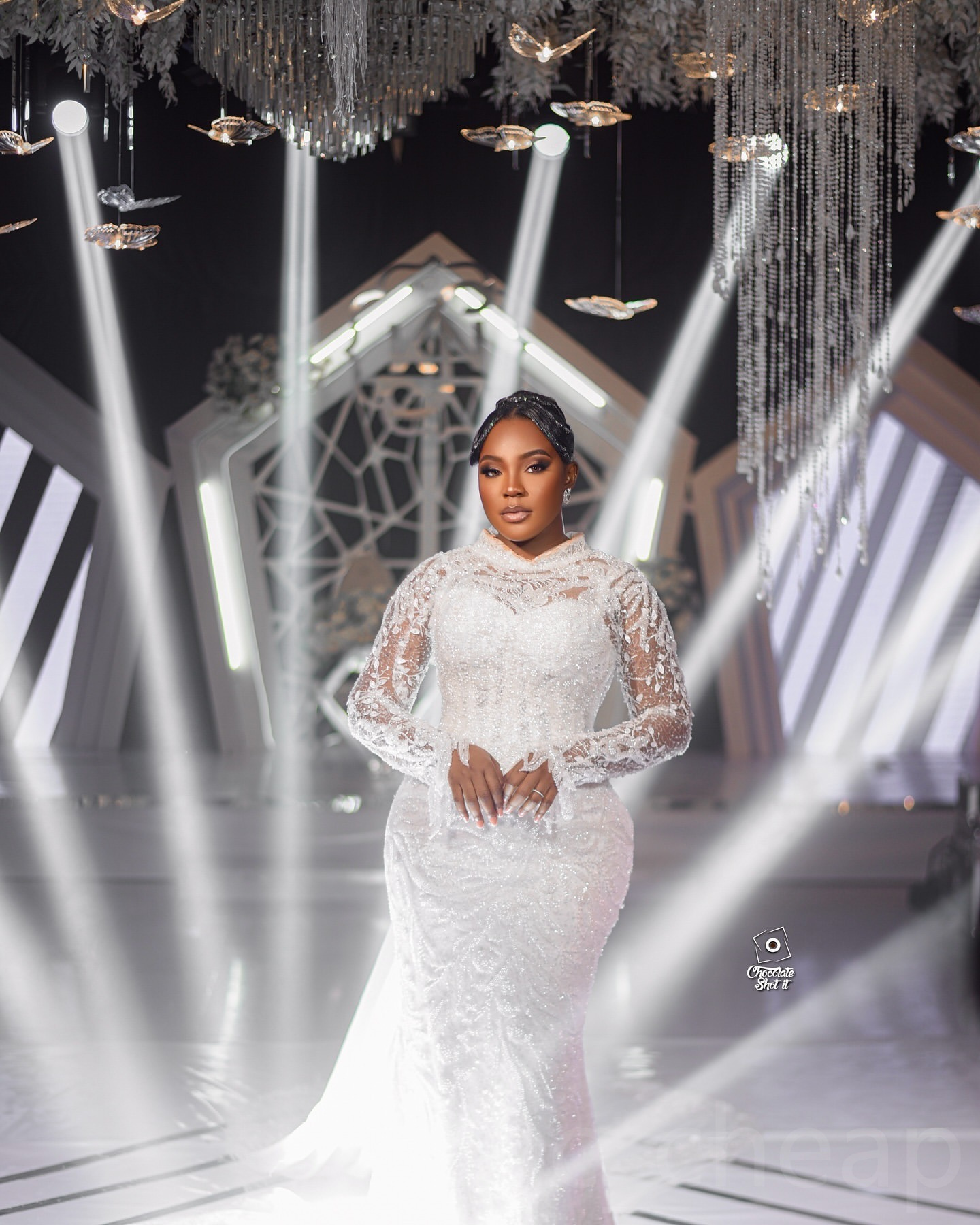 2024 Arabic Aso Ebi Plus Size Off White Mermaid Wedding Dresses Lace Beaded Full Sleeves Vintage Bridal Gowns Dress ZJ0250