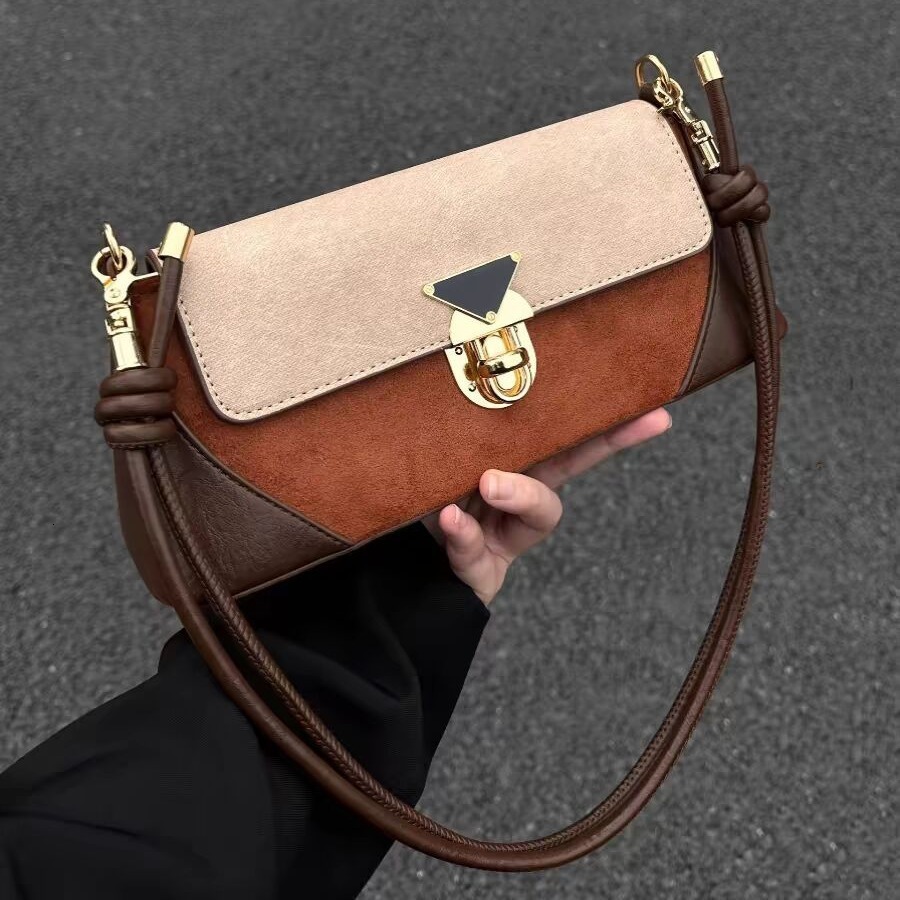 Designer's new women's armpit long stick bread niche designer single shoulder slanted body exquisite small square bag trendy bag