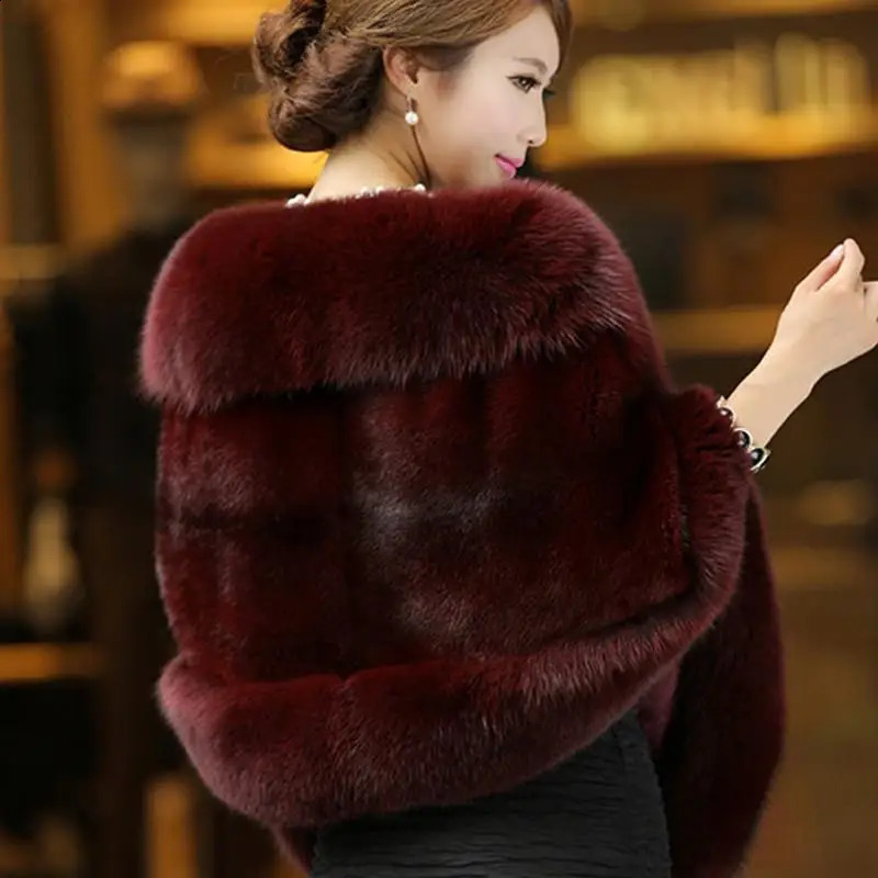 Woman Fox Fur Shawl Vest Jacket Fluffy Cape Natural Poncho Lady Scarf Wrap Coat Wedding Party Clothing Q433 241105