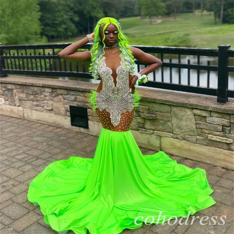 Luxury Green Rhinestone Prom Dresses With Feather Plus Size Mermaid Satin Black Women Evening Dress Gorgeous Birthday Party Gowns Vestio De Fiesta 202