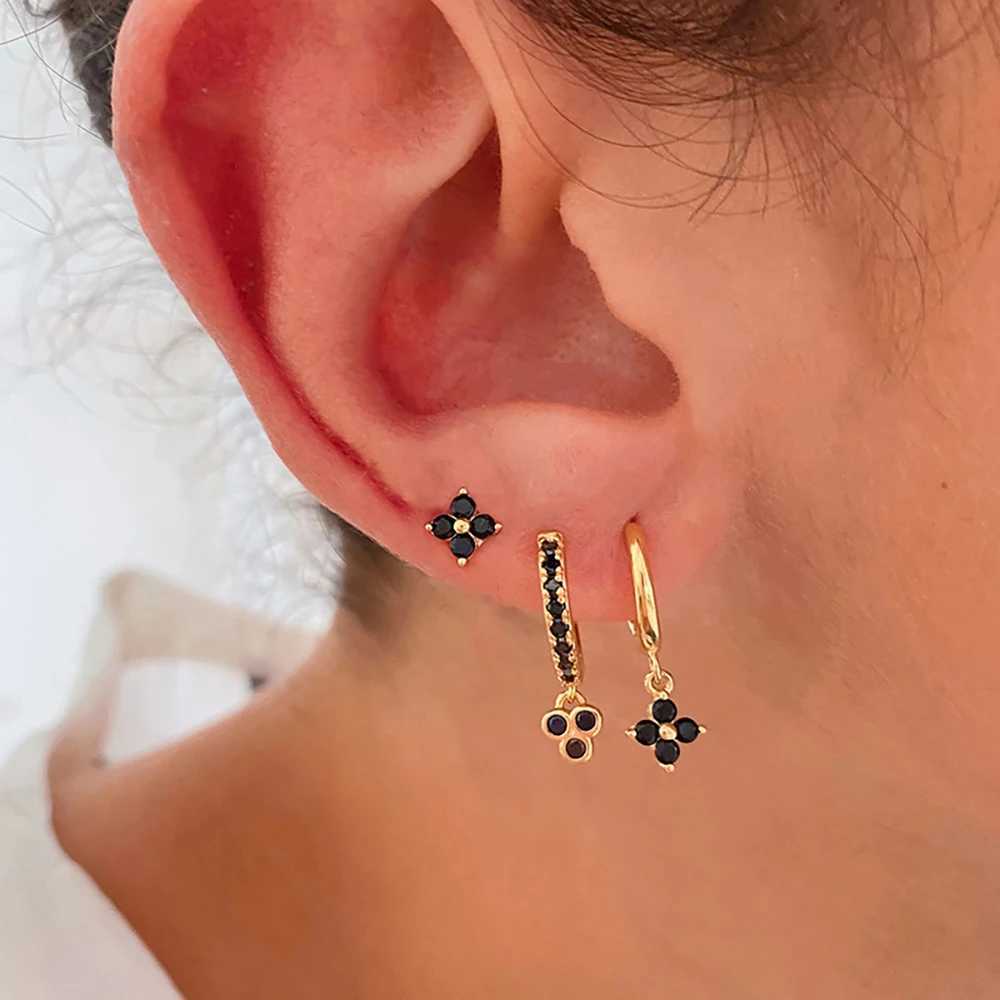 3-piece retro stainless steel flower hug ring earring set suitable for perforated fashion jewelry in text black white and zircon cardboard boxes X2411