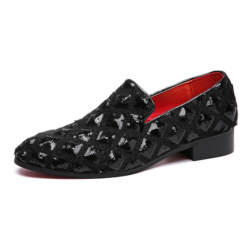 Fashionable pointed casual shoe covers, big bean shoes, large sequin trendy shoes