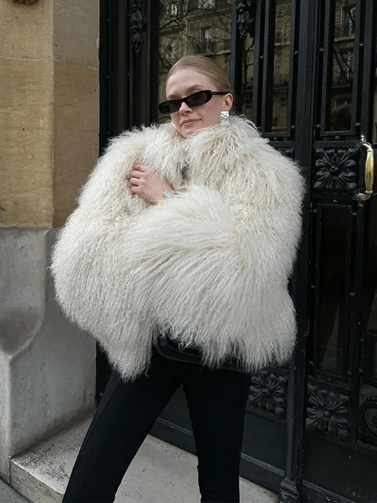 Women Fashion Solid Thicken Faux Fur Coat Elegant Lapel Long Sleeve Cropped Jackets Female Casual High Street Outerwear 241104