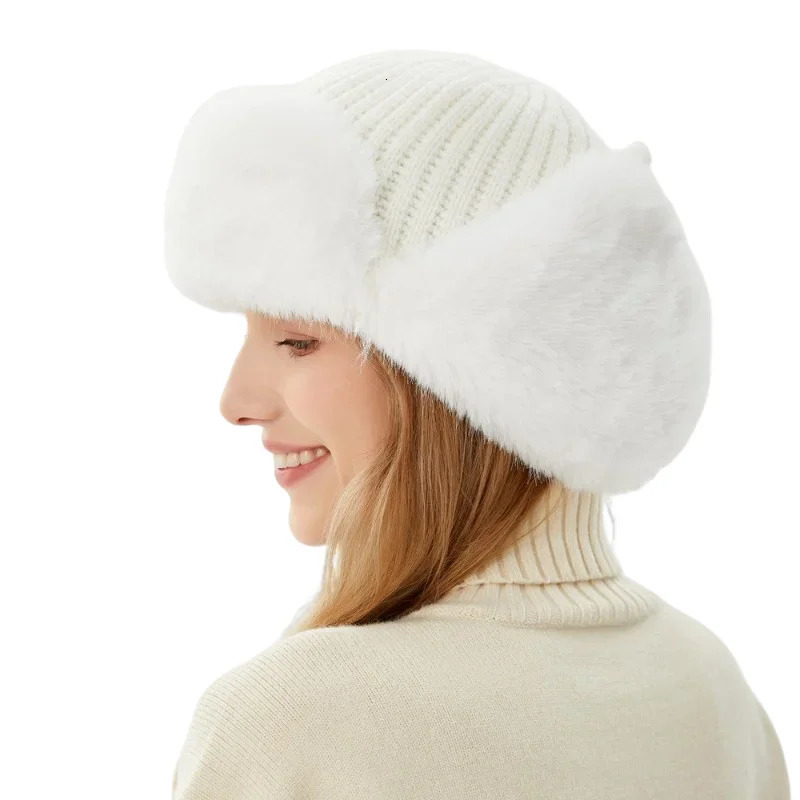 Gorros Winter Female Russian Ushanka Bomber Hat Pilot Trap Hat Artificial Rabbit Fur Earrings Snow Hat 241106