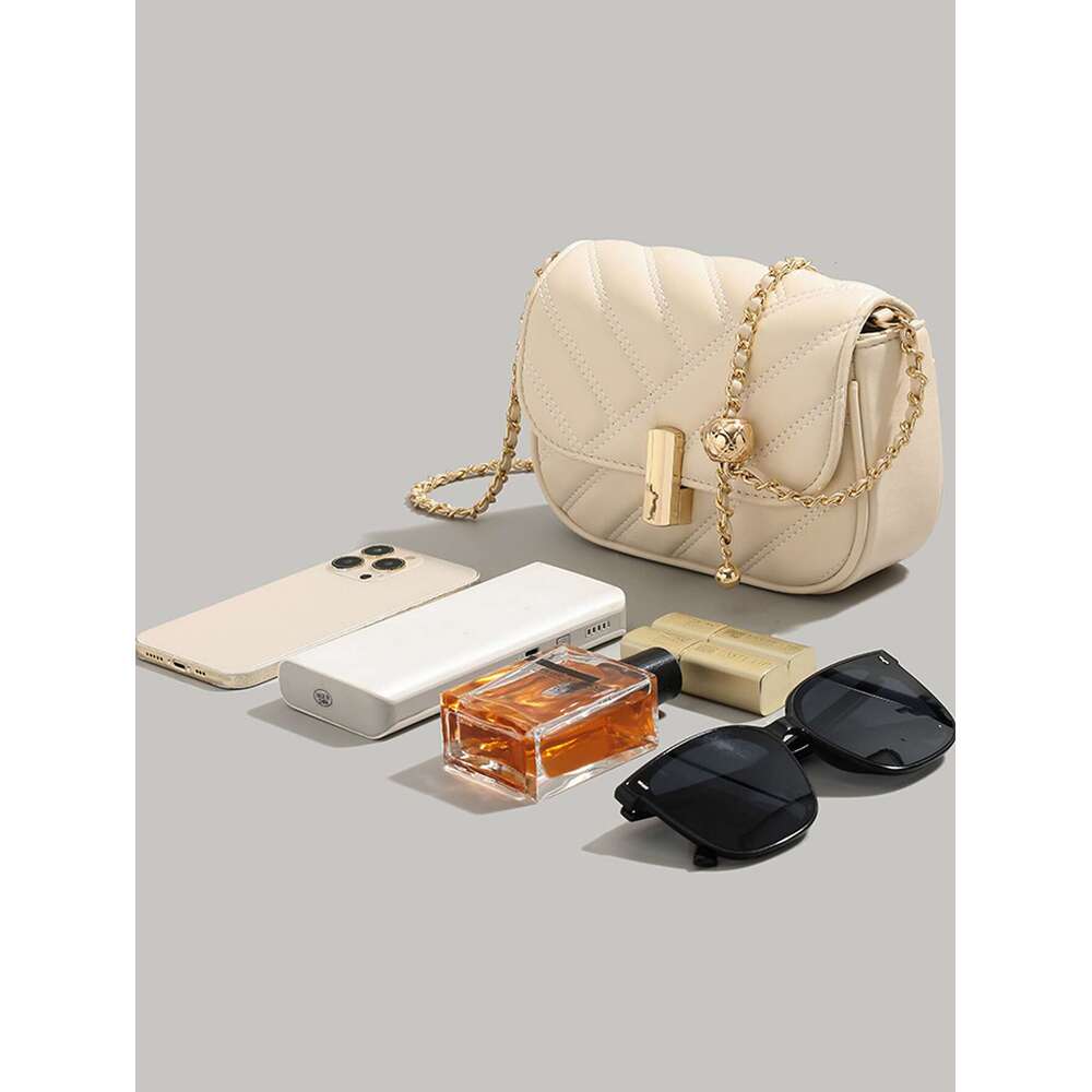Designer Bag Women's 2024 New Niche Texture Embroidered Chain Bag, Crossbody Bag, Underarm Bag, Mini Square Bag