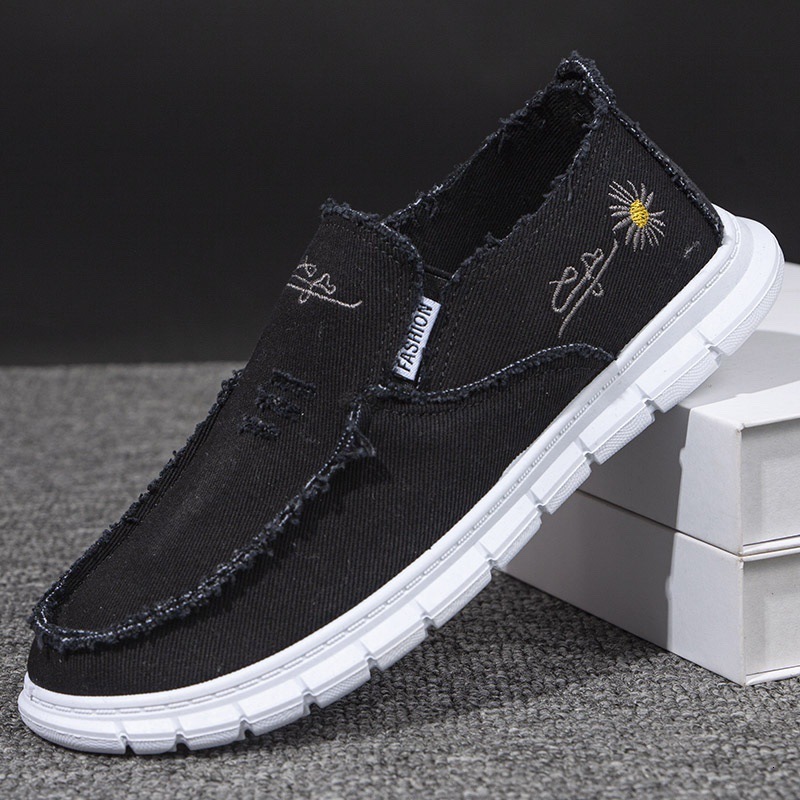 Canvas casual cloth soft soled board spring and autumn breathable men's shoes old Beijing style one foot kick