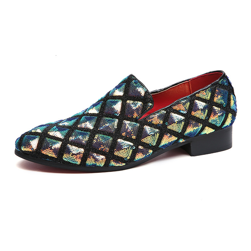 Fashionable pointed casual shoe covers, big bean shoes, large sequin trendy shoes