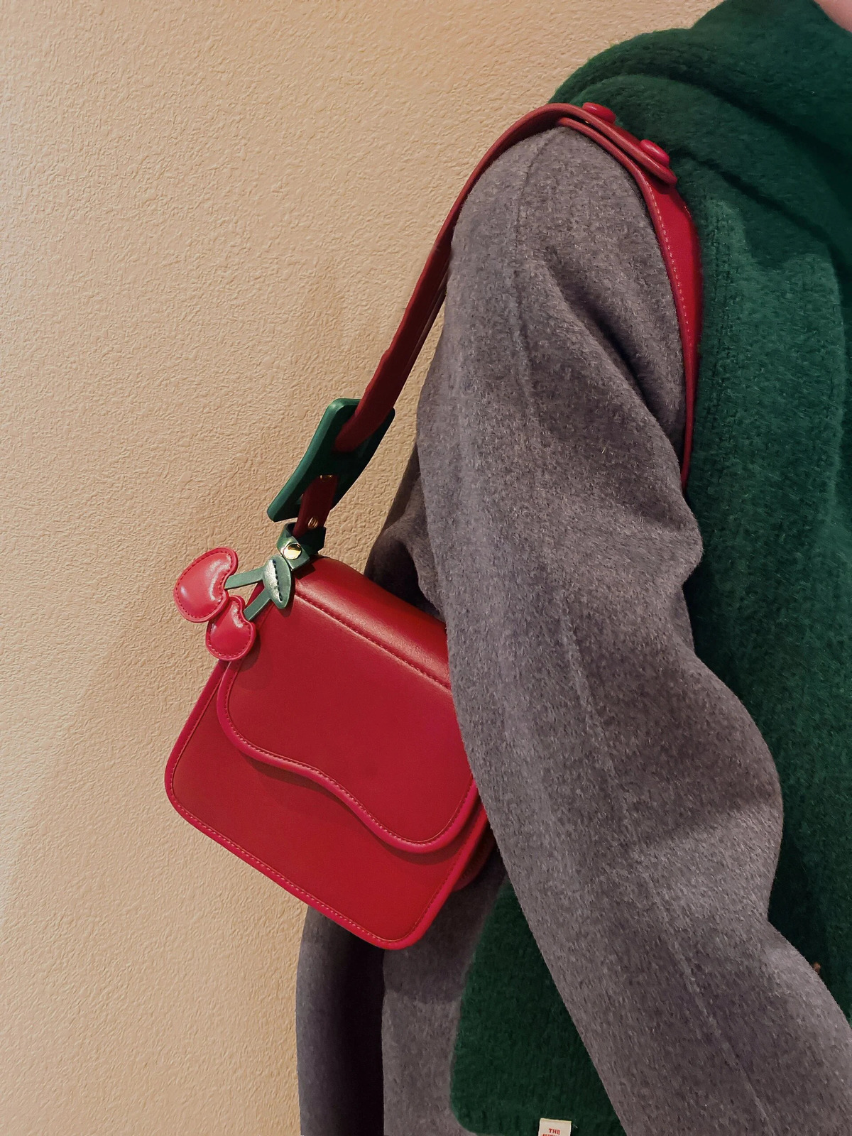 Burgundy PU Womens Underwear Bag High Quality Exquisite Cherry Pendant Flip Cross Body Bag Elegant Warm Handbag Trend241106