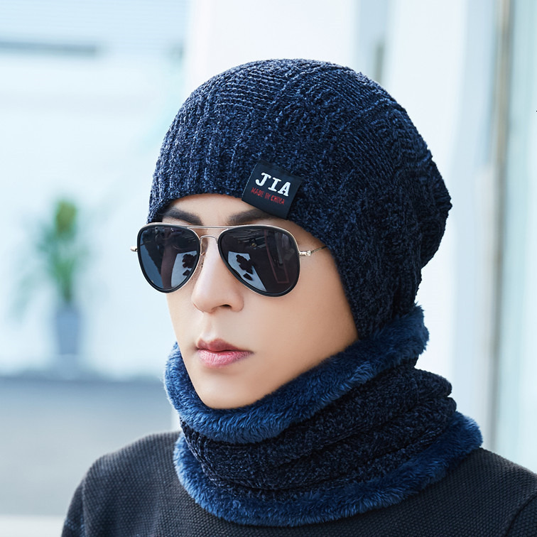High quality design, men and women Winter Snow Knitted Outdoor Windproof and Warm with Neck Hat Two Piece Set