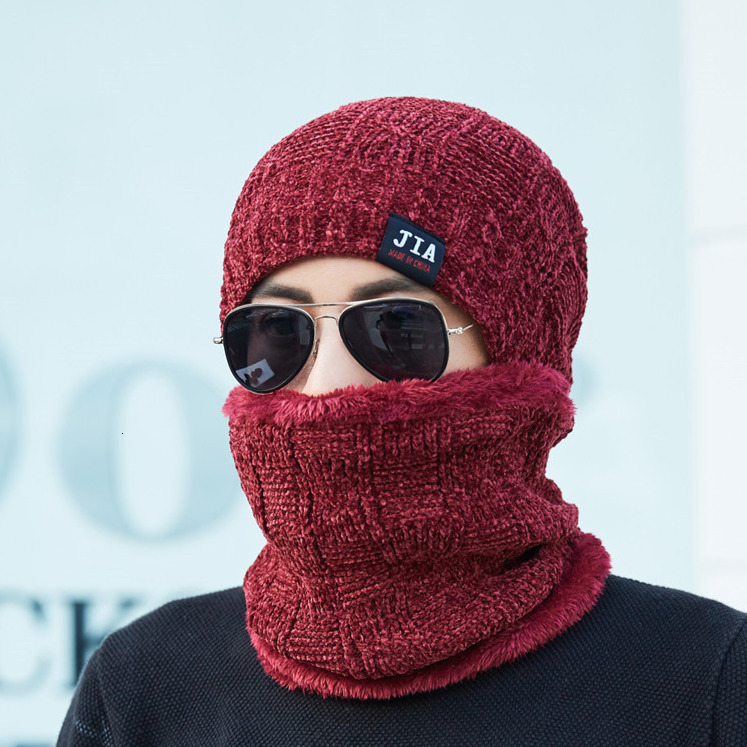 High quality design, men and women Winter Snow Knitted Outdoor Windproof and Warm with Neck Hat Two Piece Set