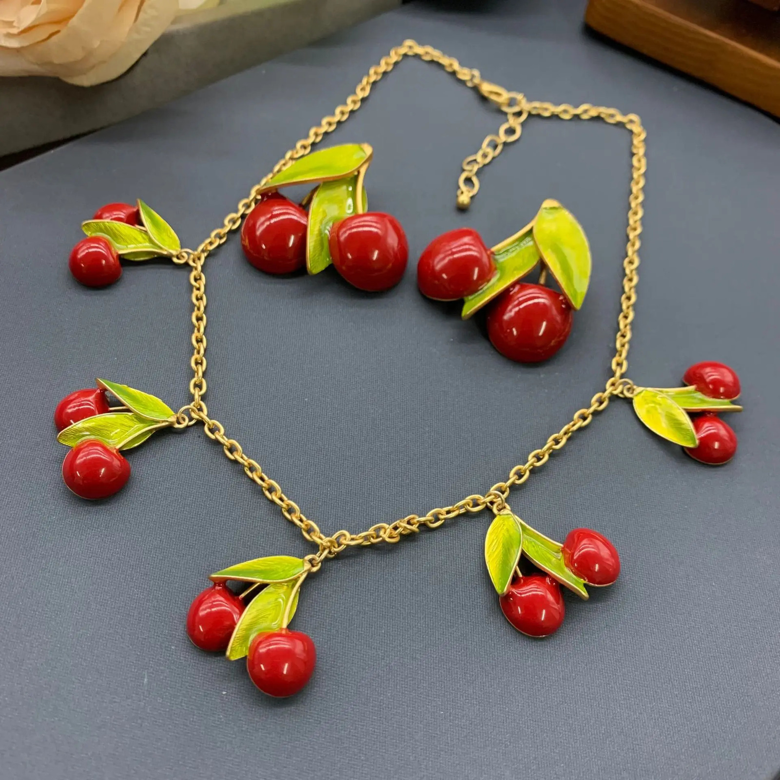 European and American fashion trends Sweet cute fresh red cherry green leaf necklace earrings jewelry set 241106
