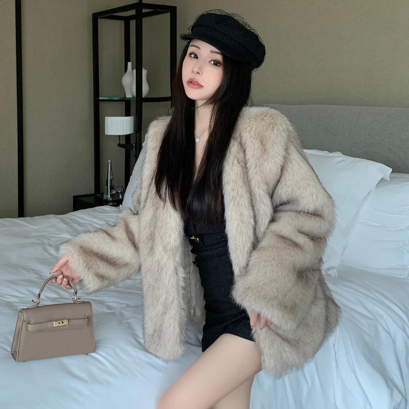 High End Winter Autumn Warm Faux Fur Coats Women Loose Thick Korean Fashion Lady Fox Coat Long Sleeves 241104