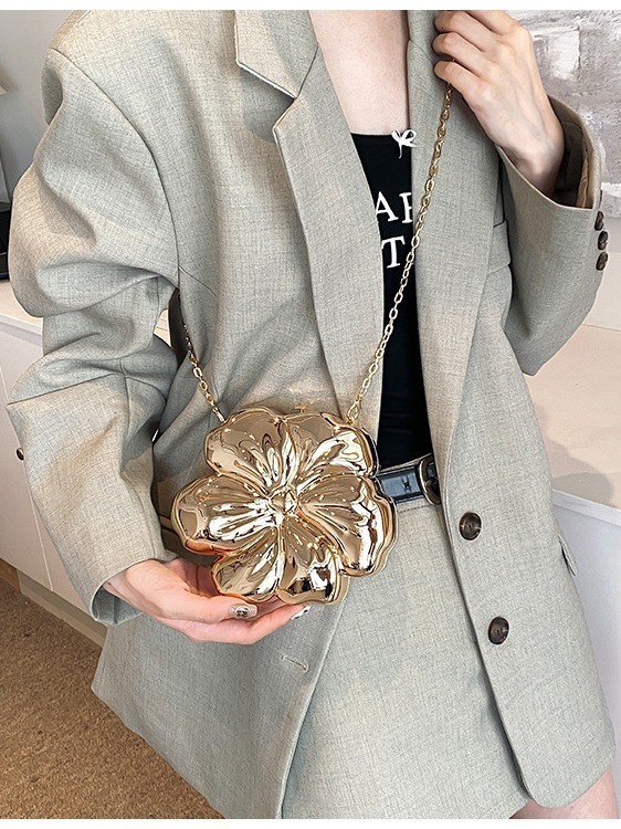 Flower Shaped Banquet With Western Style New Versatile Women's Bag Designer Bags Handbags Women