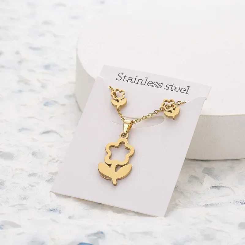 30 sets/batch of stainless steel gold colored flower cat pendant chains necklaces earrings grammar jewelry sets X241106