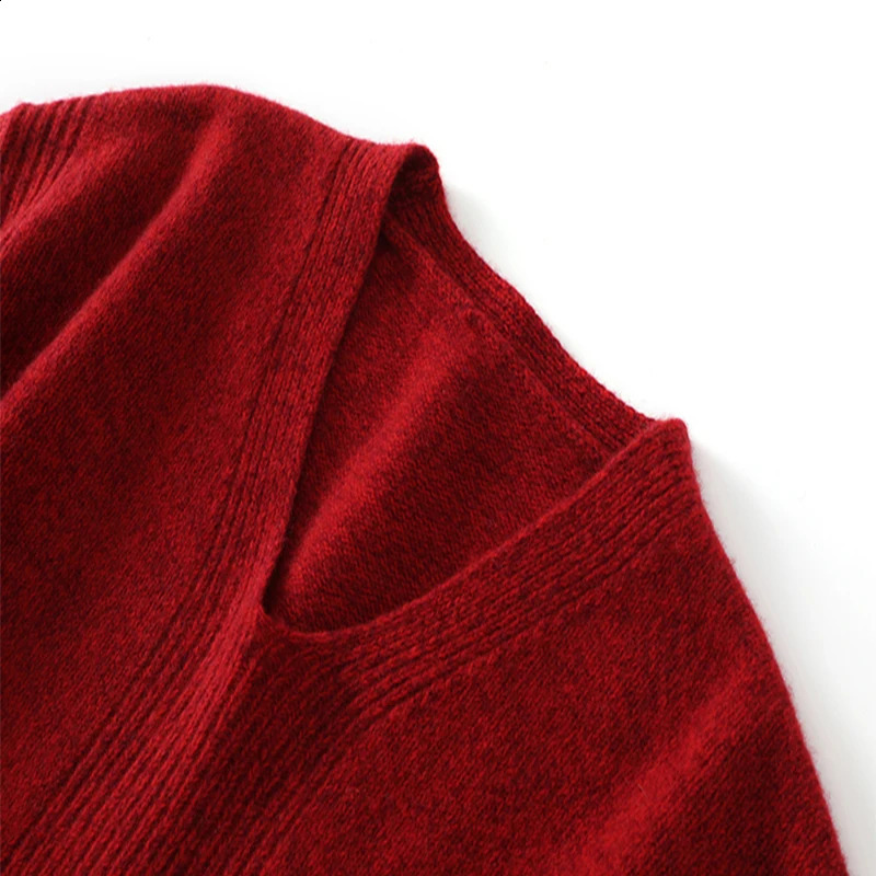 100 Merino Wool Womens Sweater AutumnWinter Knit Long Sleeve Pullover VNeck Loose Soft Fashion Flower Yarn Maillard Sweaters 241105