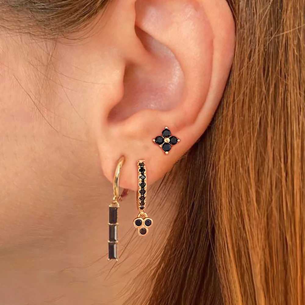 3-piece retro stainless steel flower hug ring earring set suitable for perforated fashion jewelry in text black white and zircon cardboard boxes X2411