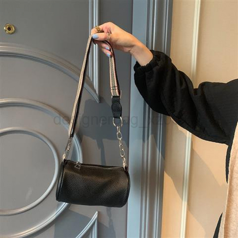 Fashion Classic Bag Designer 10a Top Nikiduncks Woman Handbagevening Bags 2024 New Korean Shoulder Casual Versatile Cylindrical Cross