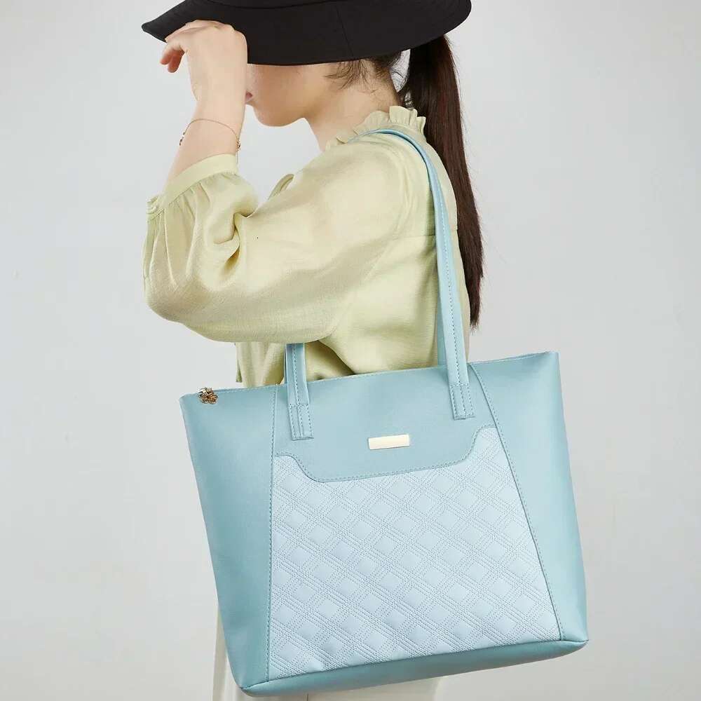 Designer Bag Autumn And Winter New Large-Capacity Bag Fashionable Simple Shoulder Commuter Versatile Armpit Bag Women Handbag Casual Tote