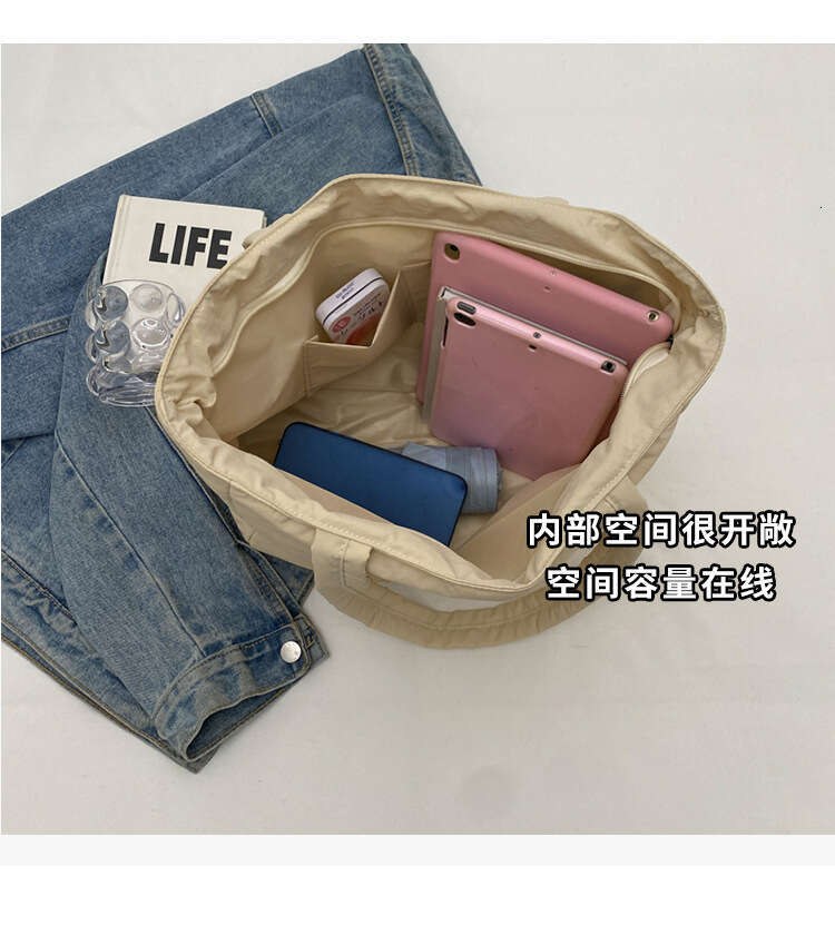 2024 New Tote Female Students Shoulder Handbag Simple Nylon Fabric Large Capacity Bag