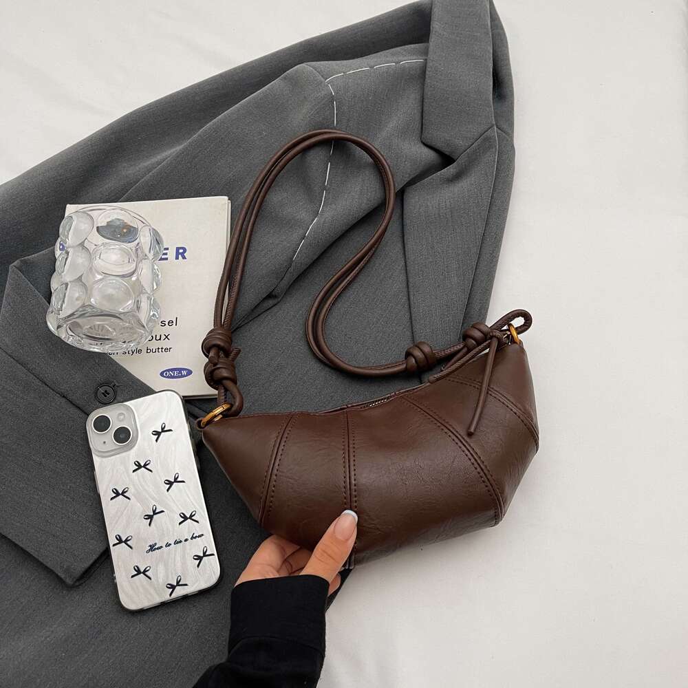 Designer Bag Summer Delicate Texture Small Bag Woman 2024 New Popular Silver Patchwork Dumpling Bag Messenger Croissant