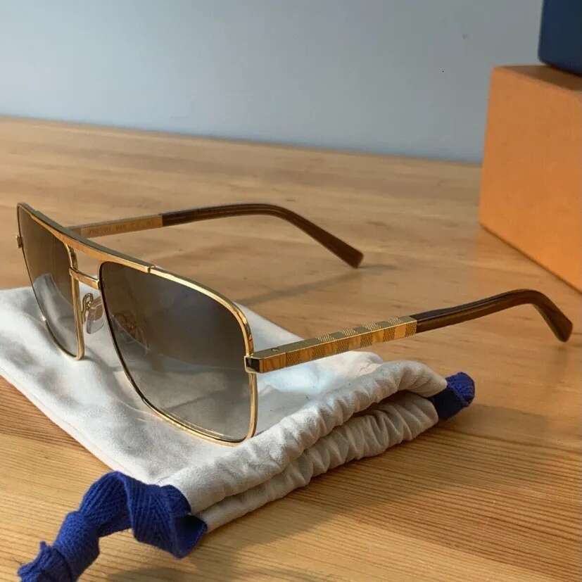 2025Fashion designer sunglasses Men classic attitude 0259 Metal square frame Popular retro avant-garde outdoor uv 400 protection sunglasses86