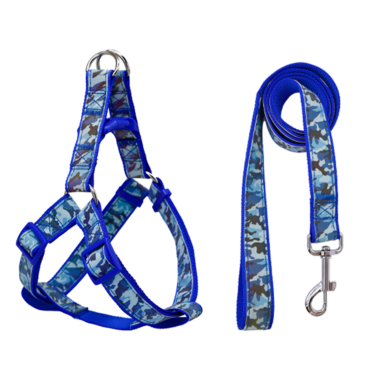 A set of camouflage reflective chest and harness set for small and medium-sized dogs to go out for a walk and a lead rope for ca