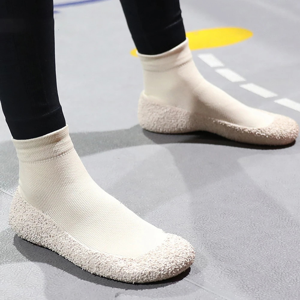 Mens and womens beach anti slip fitness yoga dance sports socks barefoot sports shoes gym yoga dance non slip shoes large size 20-43 241106