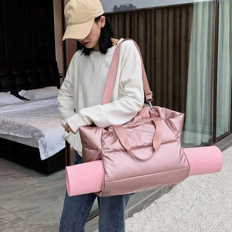 Winter Yoga Mat Bag Women Gym Bag Tote Fitn Sports Large Travel Shoulder Zipper Storage Bags Ladies Wet Dry Pack HandbagsXJ241106