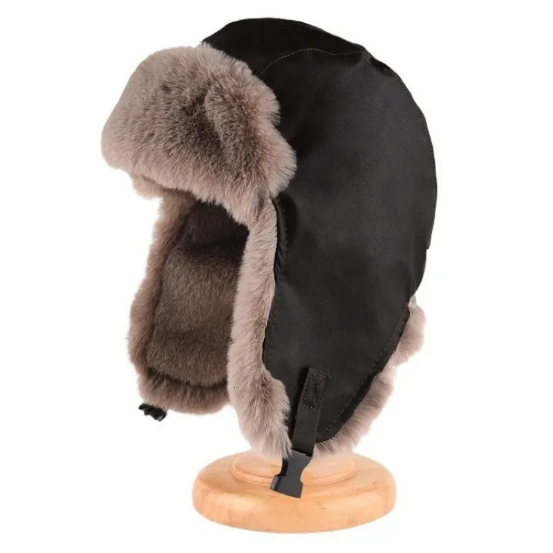 Mens Winter Hunter Pilot Cavalry Earrings Warm Russian Windproof Ski Hat Womens Bomb Hat 241106