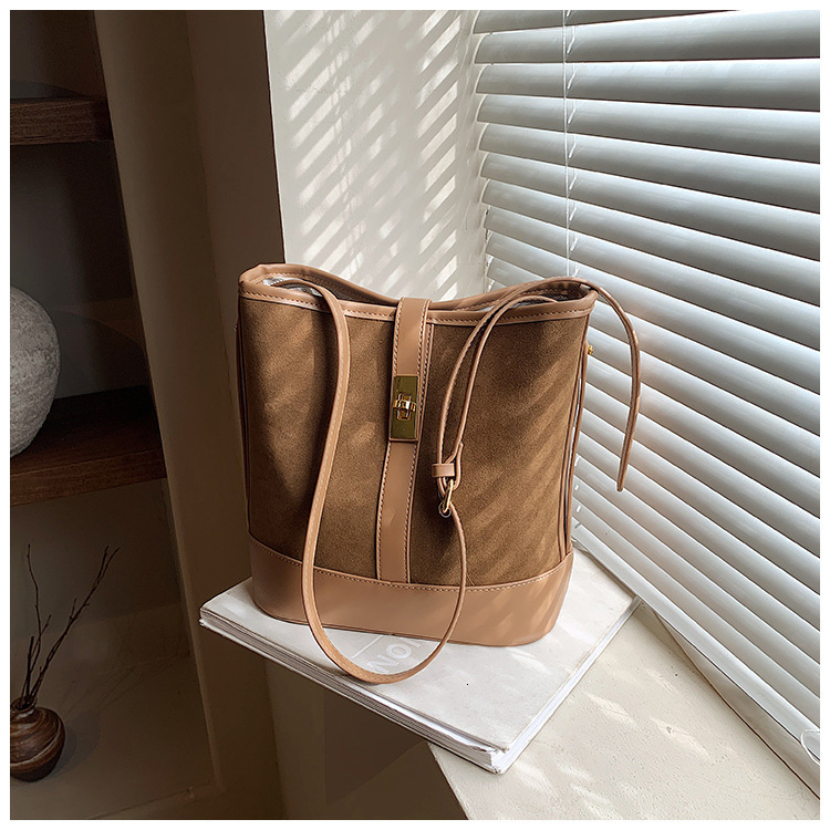 Leisure And Fashion Underarm For Bags Handbags Women New Trendy Bucket Premium Shoulder Bag Designer