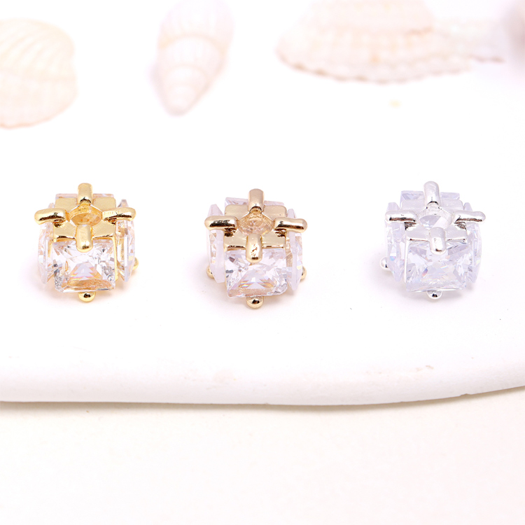 Handcrafted Copper Feng Shui Pendant with Multi-Faceted Zircon Stones Gold in packs of 100