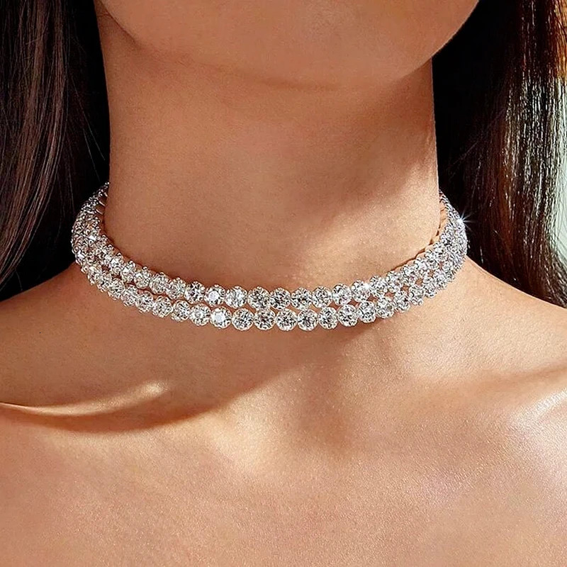 Classic rhinestone crystal necklace earring and bracelet set suitable for womens silver bridal wedding party jewelry set 241106