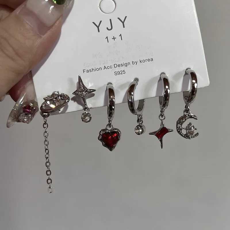 Gothic Black Crystal Star Earring Set suitable for girls with retro aesthetic pentagonal earrings fashionable Y2K jewelry accessories X241106