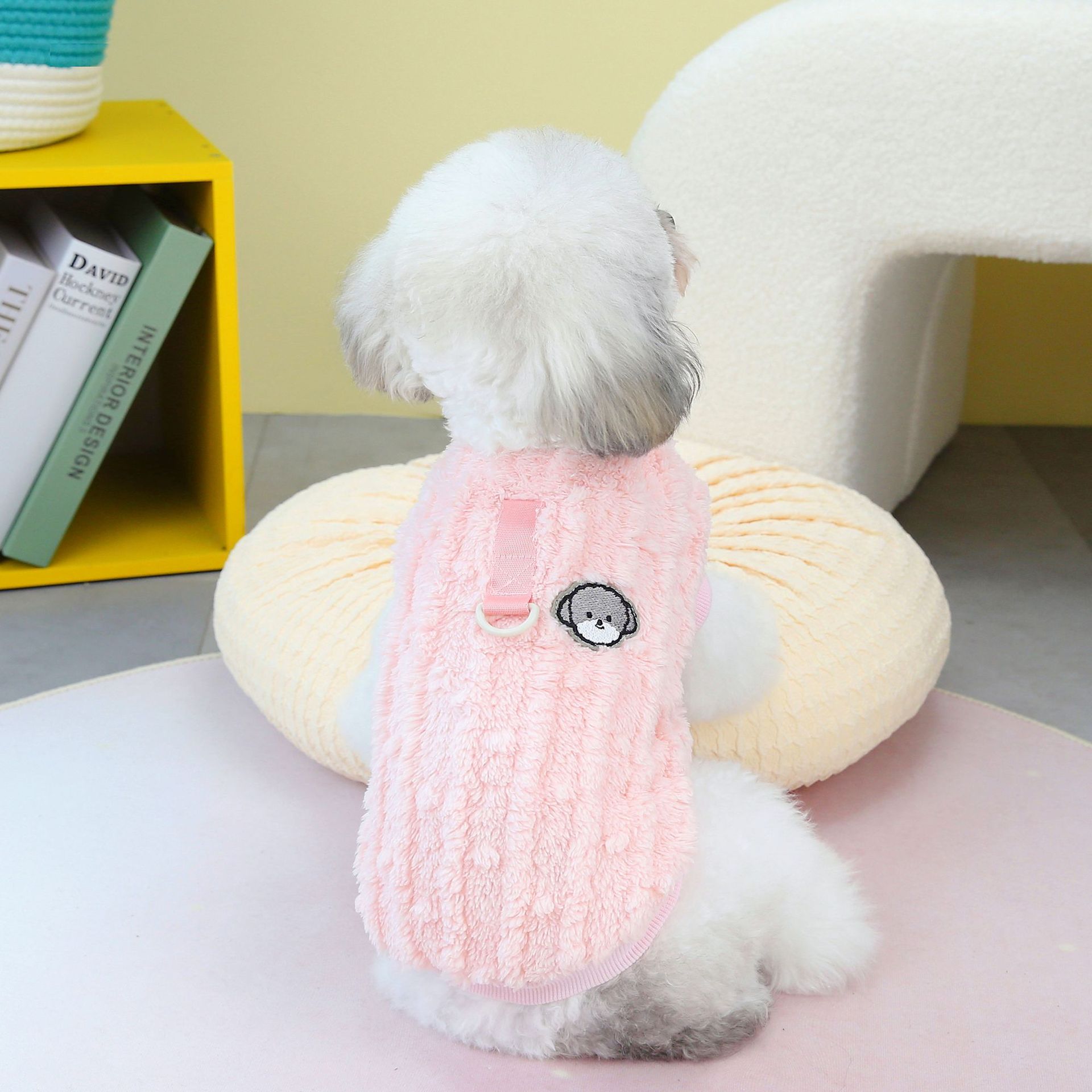 Dog Apparel Supplier Autumn Winter New Design Dog Outdoor Warm Vest Pink Simple Dog Clothes