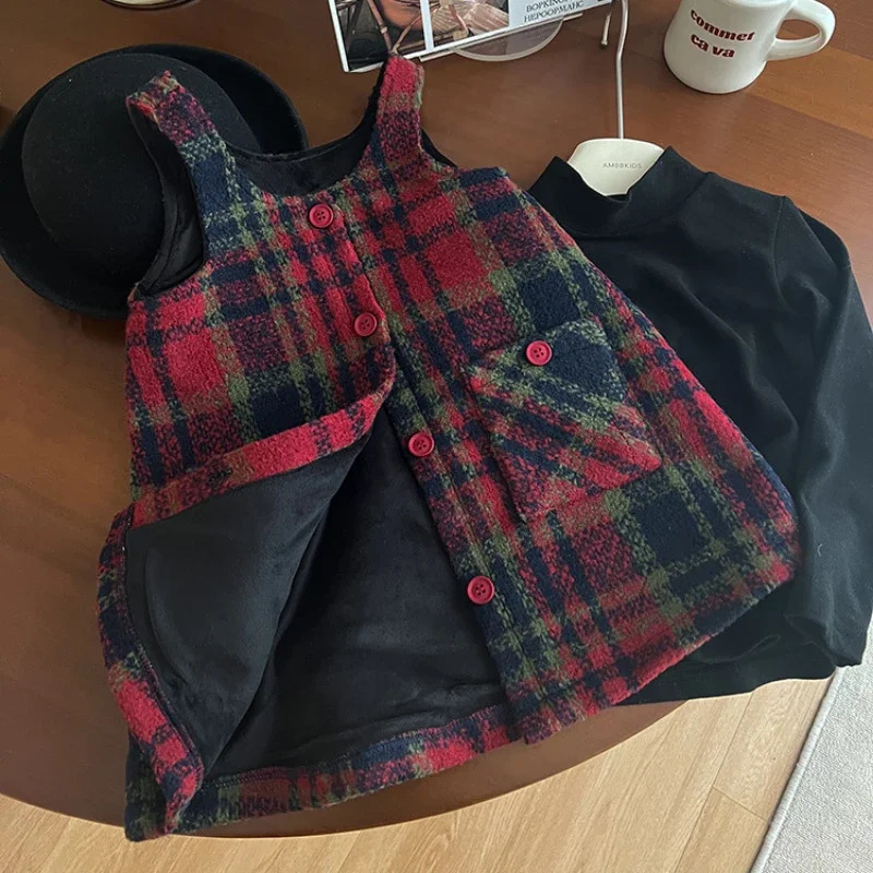 Vintage Red Plaid Christmas Party Girls Straps Dress 2024 Autumn Childrens Thickened Tweed Sleeveless Pockets Tank Dresses 241106