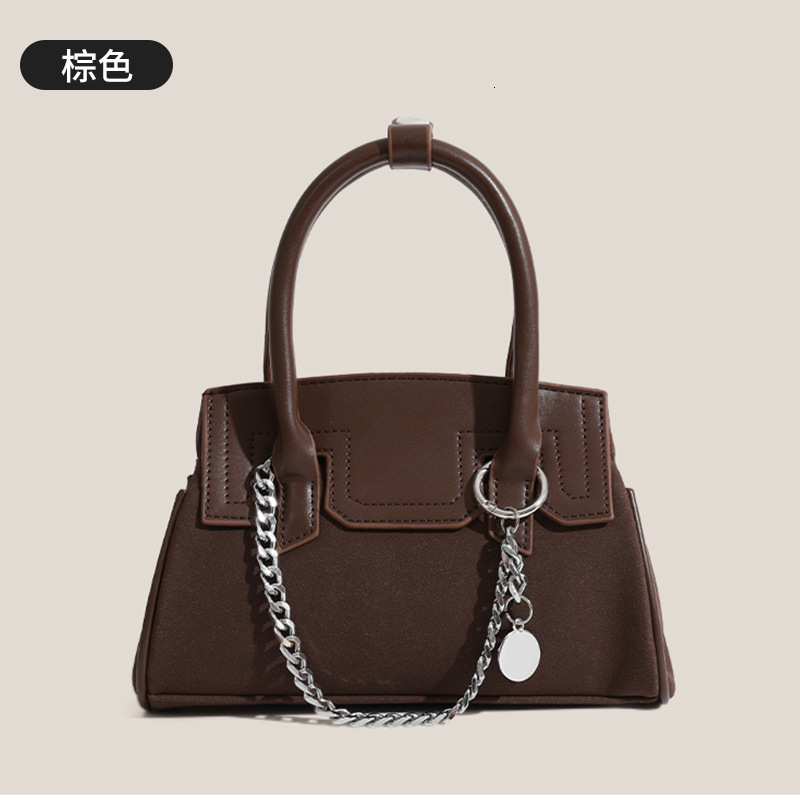 New designer autumn and winter high-end frosted handbag for women, single shoulder underarm bag, new crossbody bag, fashionable bag