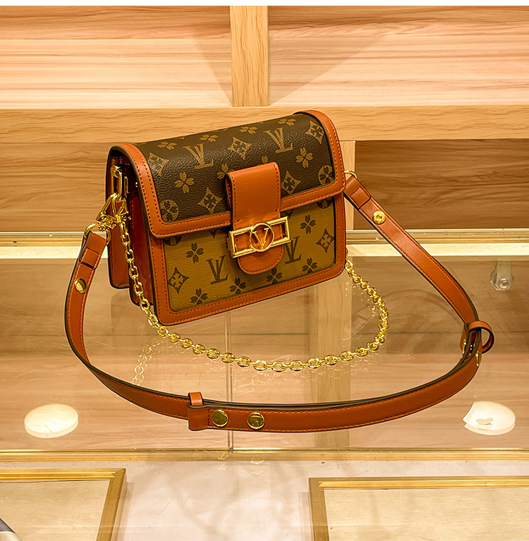 2025 Dauphine fashion bags shoulder women's handbag designer brand Messenger Bag Wallet Purse Crossbody bag16