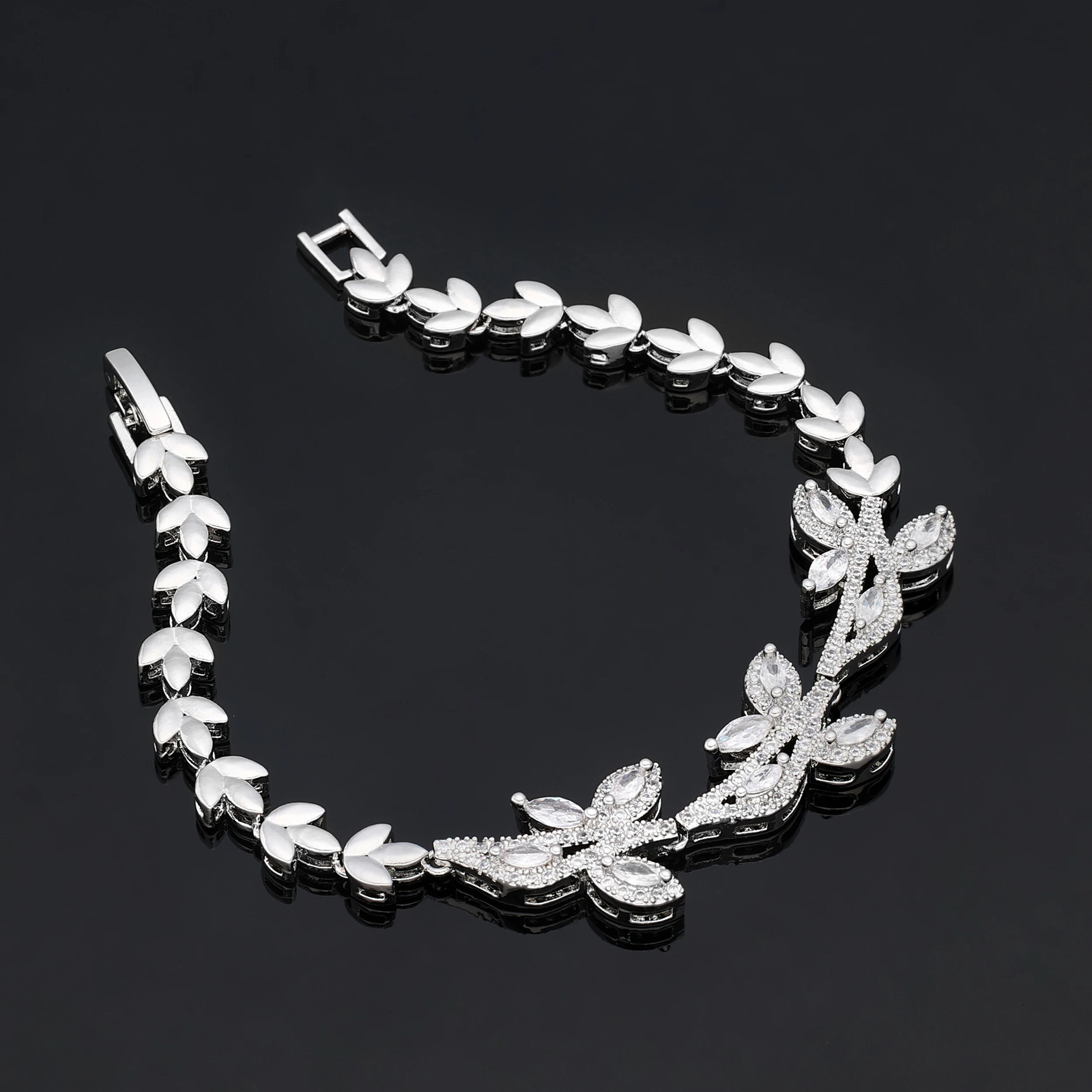Fashionable 4-piece wedding jewelry set suitable for womens wedding parties zirconia Dubai bride jewelry set 241106