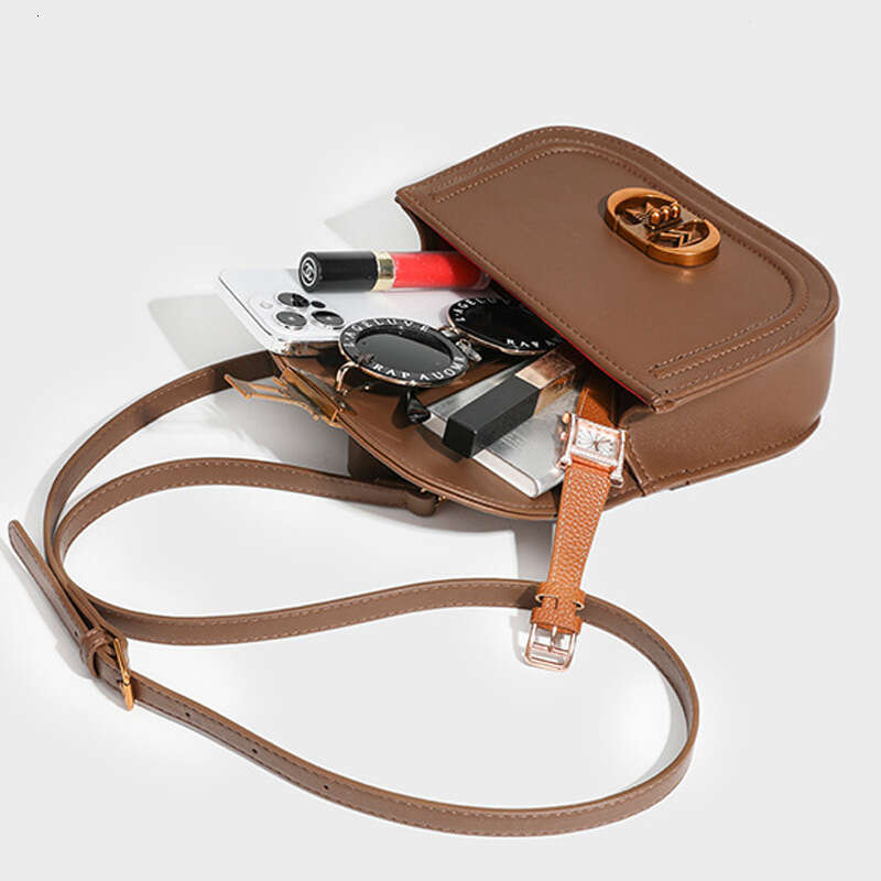 Designer Bag Fashionable And Versatile 2024 New Bag With Western Style, Light Luxury, Retro Elegance, Elegant Temperament, Shoulder Bag, High