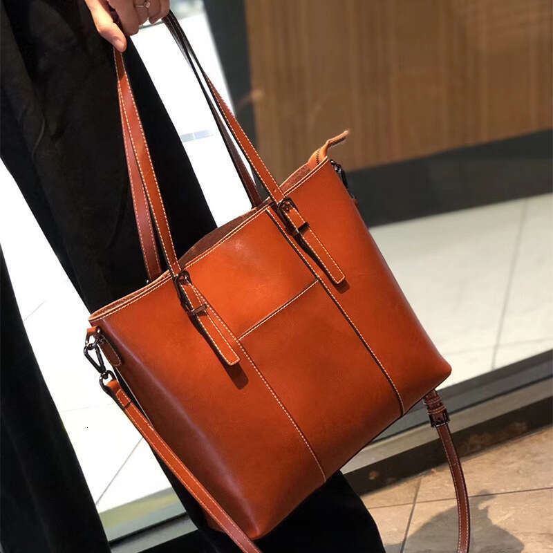 Genuine leather 2024 new fashionable tote capacity commuting bag, single shoulder crossbody women large bag for women purse