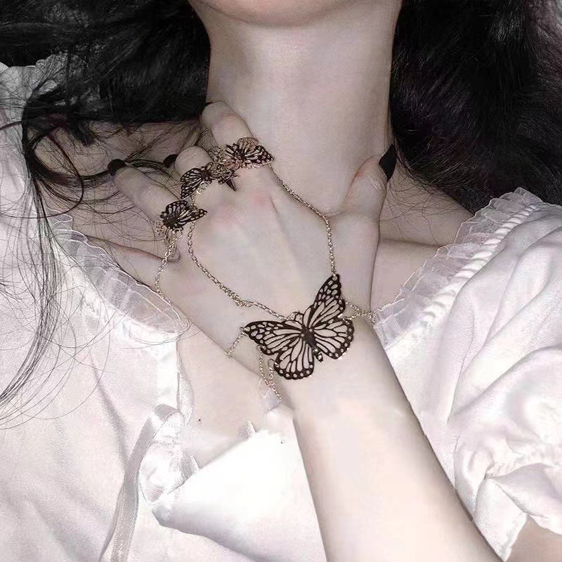 Internet Celebrity Japanese and Korean Fashion Instagram Style Bracelet Simple and Personalized Women's Hollow Bracelet Butterfly One-piece Ring