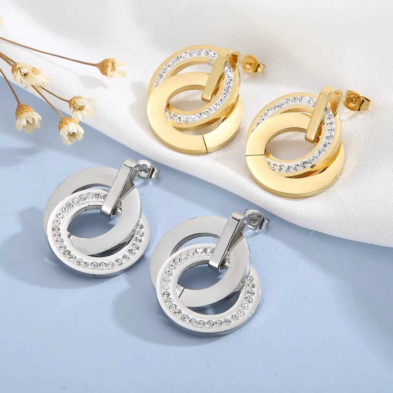Stainless steel jewelry set used for Wen tricycle pendant necklace earrings Wen fashionable zirconia wedding jewelry set X241106