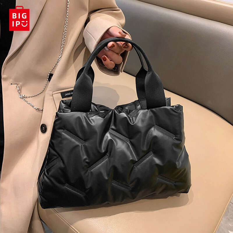 Designer Bag 2024 New Winter Hand Bag Fashion Space Cotton Handbags Women Large Capacity Tote Bag Feather Padded Ladies Quilted Shopper Bag