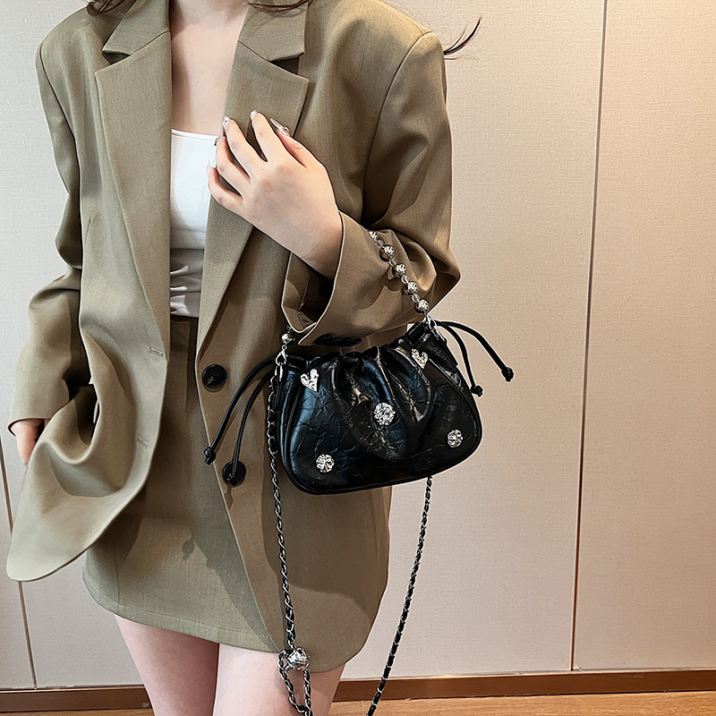 Elegant Small For Bags Handbags Women Autumn/winter New Collection Beaded Handheld Bucket Versatile High End Chain Crossbody Bag Designer