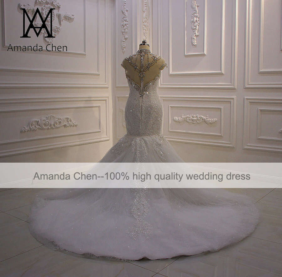 mariage High Neck Cap Sleeve Lace Applique Crystal Pearls Fishtail Wedding Dress